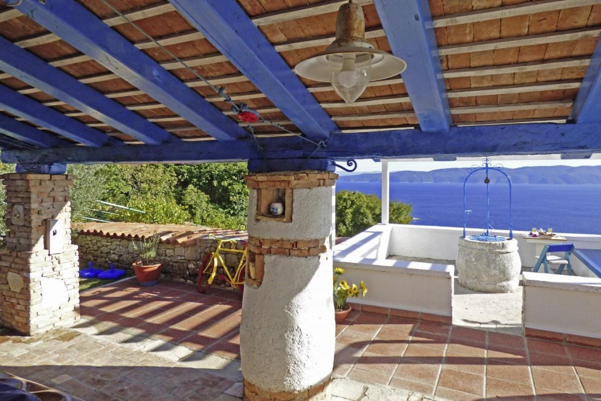 Crni In Crni - Haus Fuer 6 Personen Villa Labin  Exteriör bild