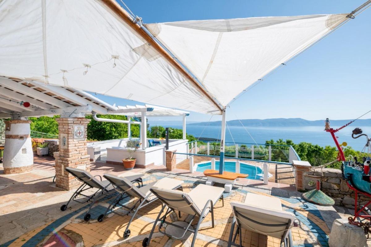 Crni In Crni - Haus Fuer 6 Personen Villa Labin  Exteriör bild